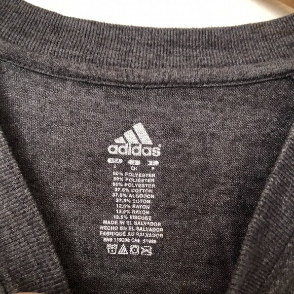 ADIDAS Solid Dark Gray Short Sleeve V-Neck Logo Activewear Tee T-Shirt Small S - Picture 4 of 7